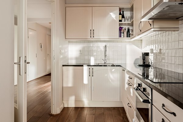Medium property photo - Van Hallstraat 695, 1051 HG Amsterdam